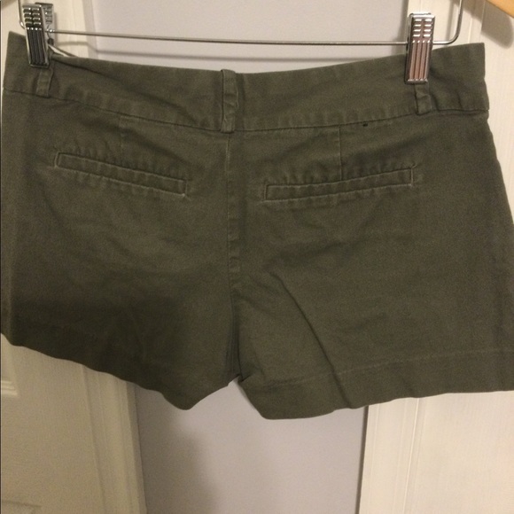 Bundle of 3 pairs of shorts - Picture 4 of 10